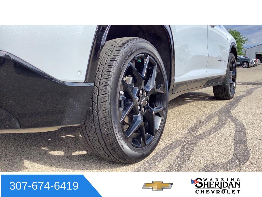 Used 2026 Polar White Tricoat Chevrolet RS image 7