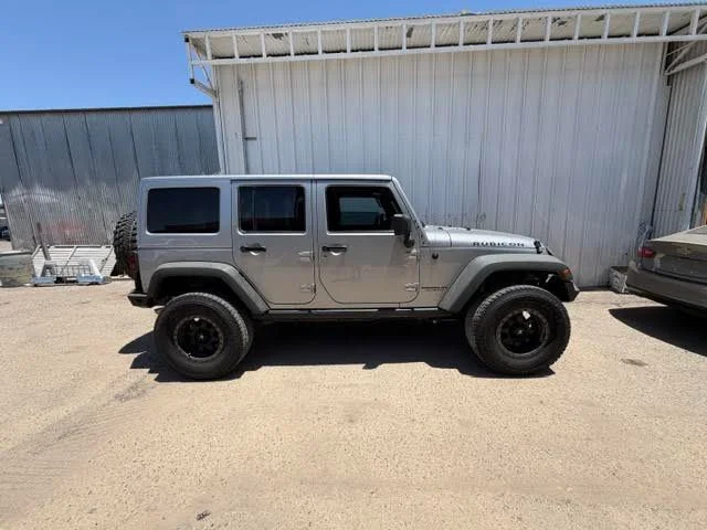 Used 2014 Gray Jeep Unlimited Rubicon image 3