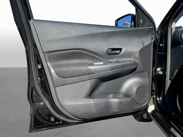 Used 2025 Black Nissan S image 21