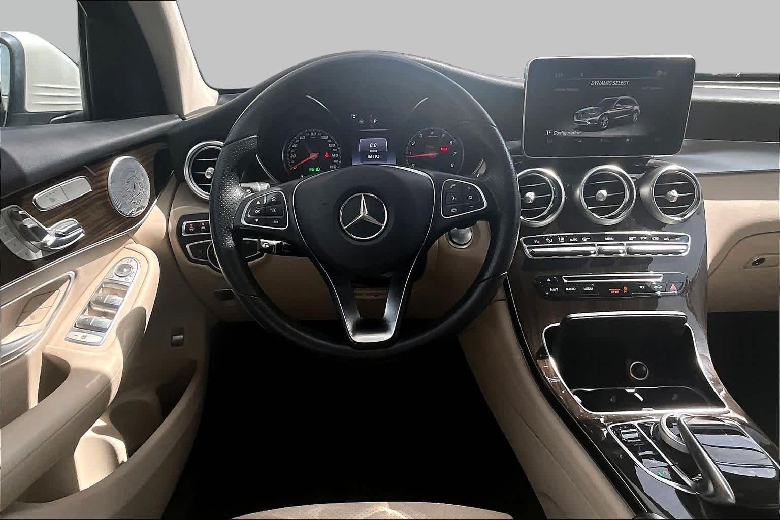 Pre-Owned 2017 Mercedes-Benz GLC 300