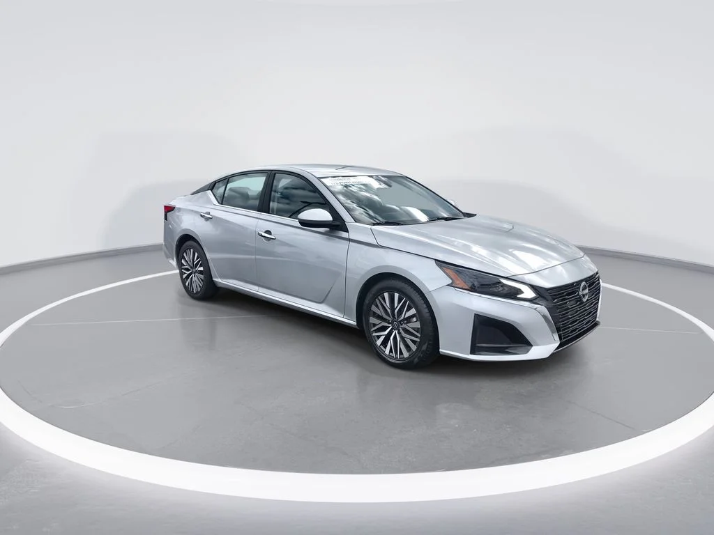 Used 2023 Nissan Altima SV with VIN 1N4BL4DVXPN372476 for sale in Columbia, KY