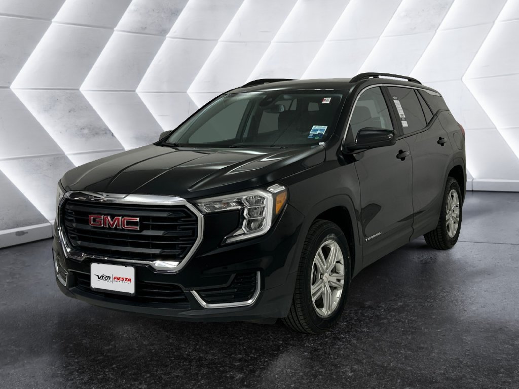 Used 2024 Black GMC SLE image 3
