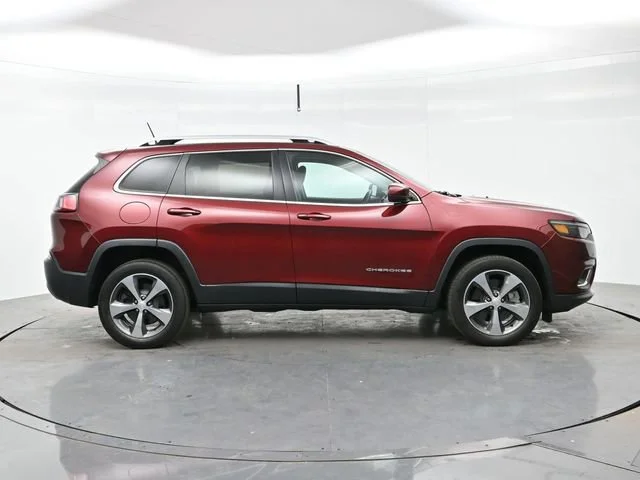Used 2019 Velvet Red Pearlc Jeep Limited image 8