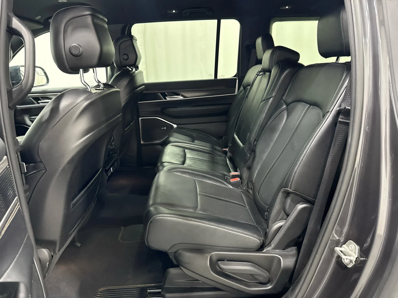 Used 2024 Gray/gray Jeep Series II image 12
