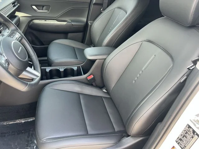 Used 2026 White Hyundai SEL Premium image 33