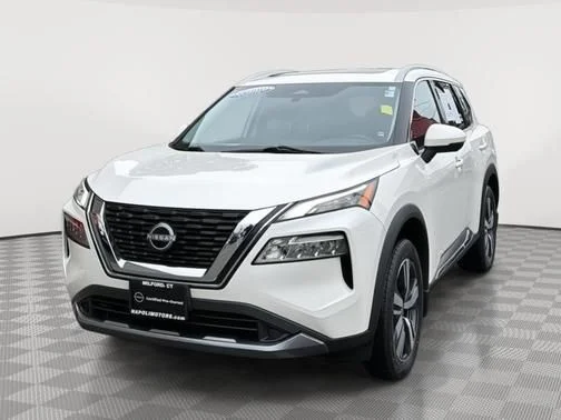 Certified Used 2023 White Nissan SL image 7