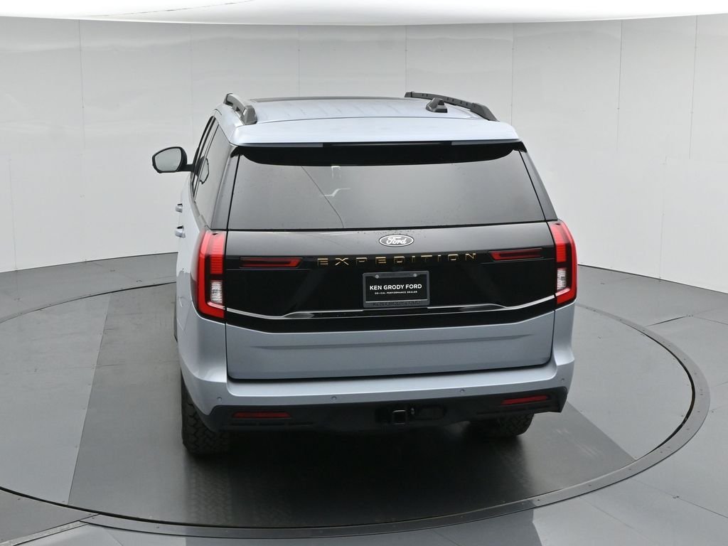New 2026 Glacier Gray Metallic Tri-Coat Ford Tremor image 45
