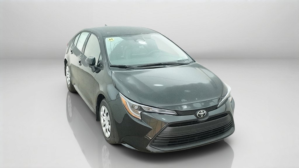 New 2027 Inked Toyota LE image 4