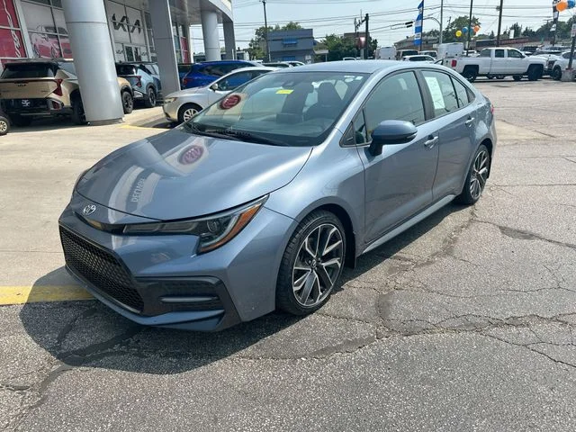 Used 2020 Celestite Toyota SE image 11