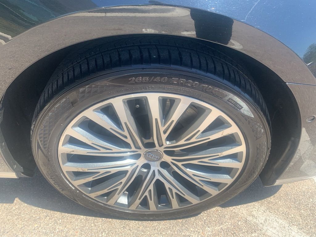 Used 2019 Black Audi L 55 image 37
