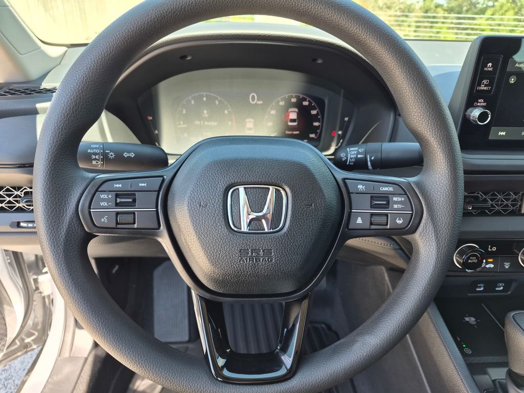 New 2026 Solar Silver Metallic Honda LX image 10