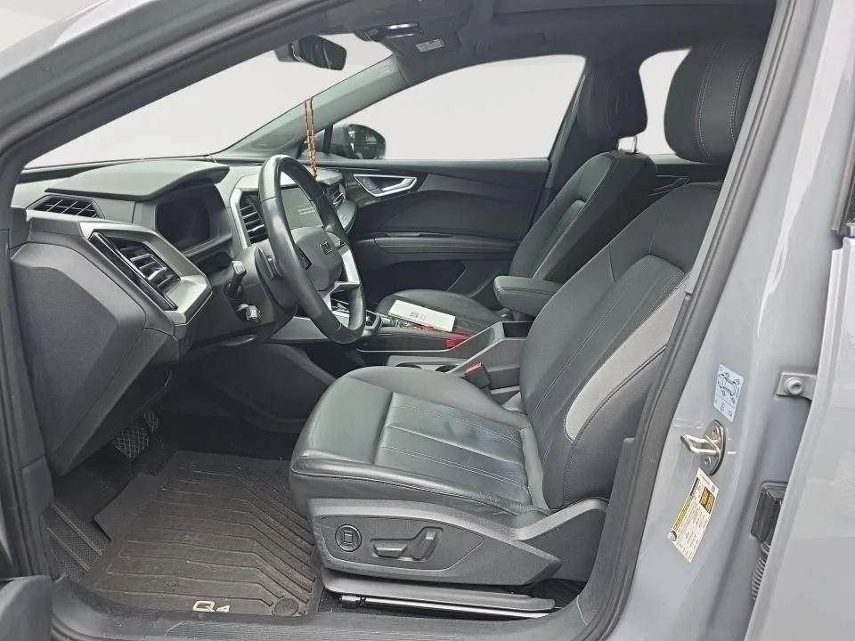 Used 2023  Audi Quattro Premium Plus 50 TFSI image 5