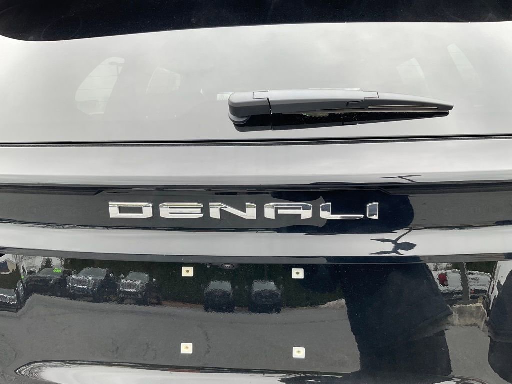 New 2026 Ebony Twilight Metallic GMC Denali image 32