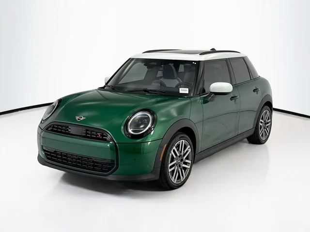 2026 MINI 4 Door Signature Plus