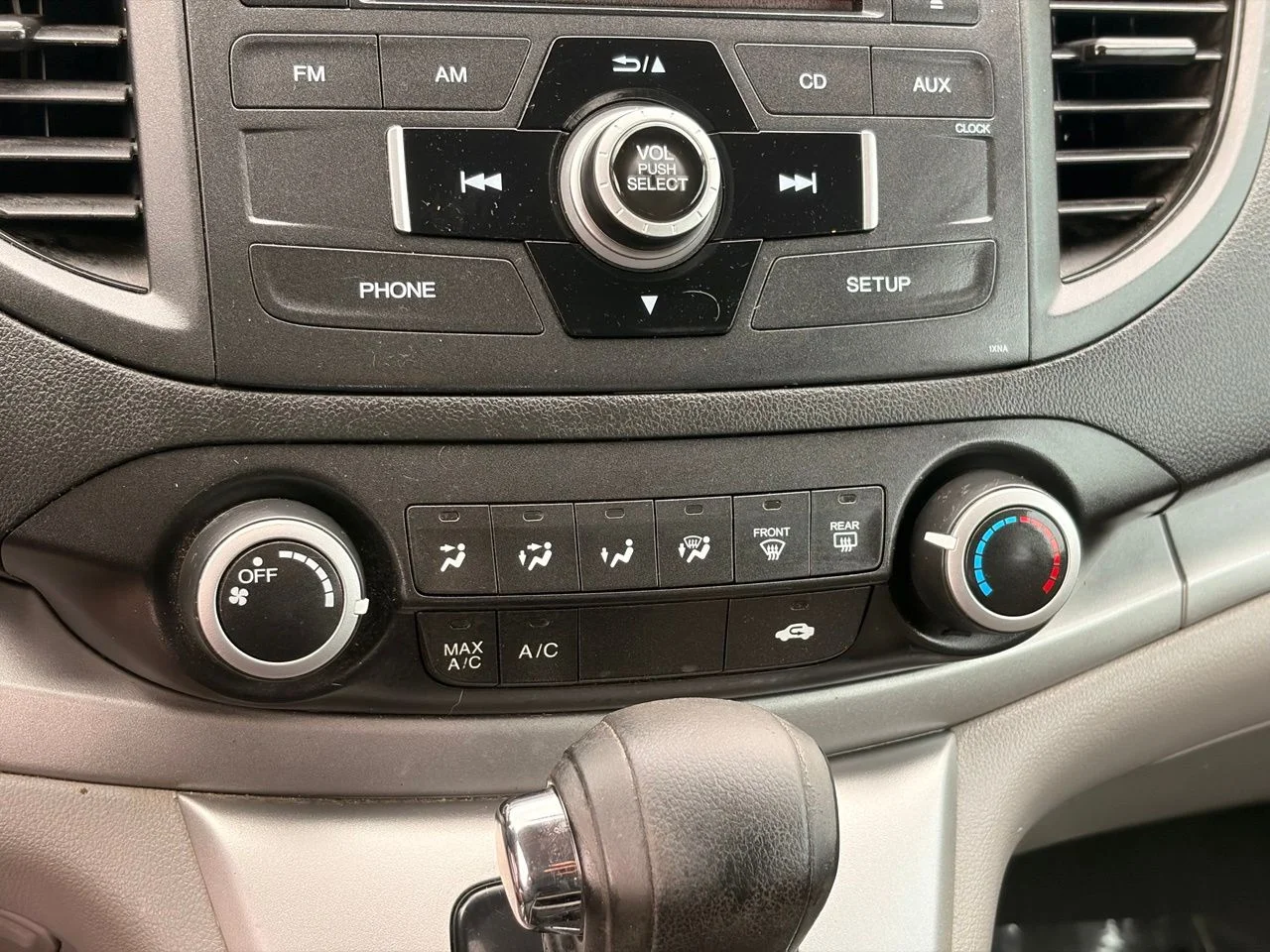 Used 2012 Alabaster Silver Metallic Honda LX image 22
