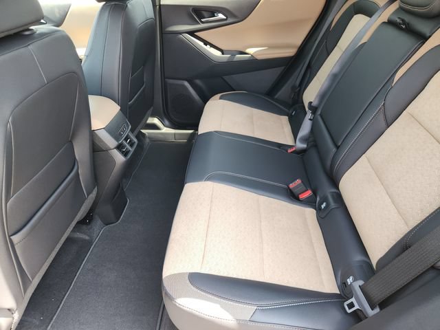 New 2027 Mosaic Black Metallic Chevrolet ACTIV image 31
