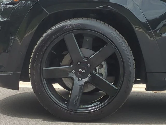 Used 2019 Black Jeep High Altitude image 19