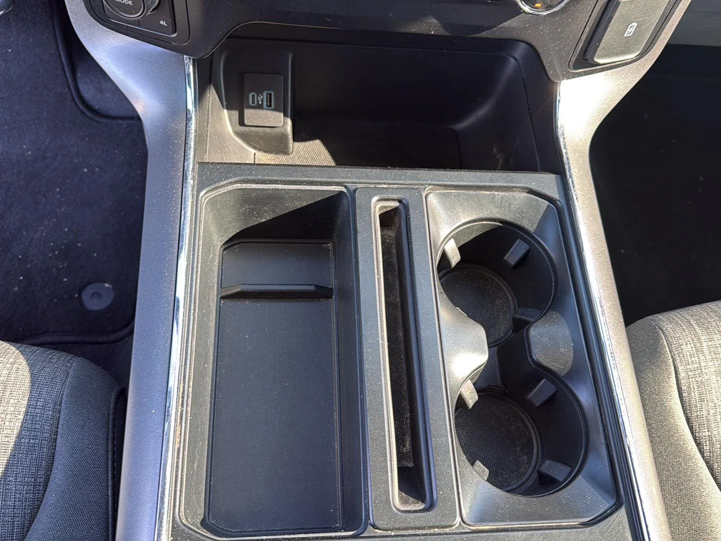 Used 2023 Oxford White Ford XLT image 23