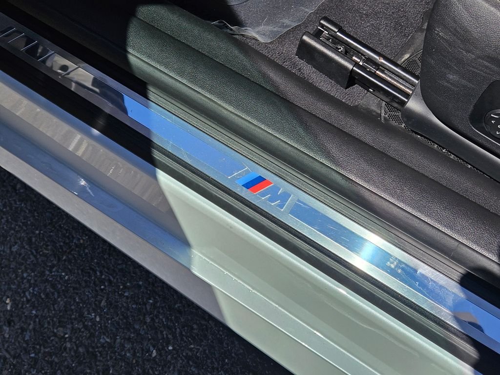 Used 2025 Mineral White Metallic BMW M440i xDrive image 33