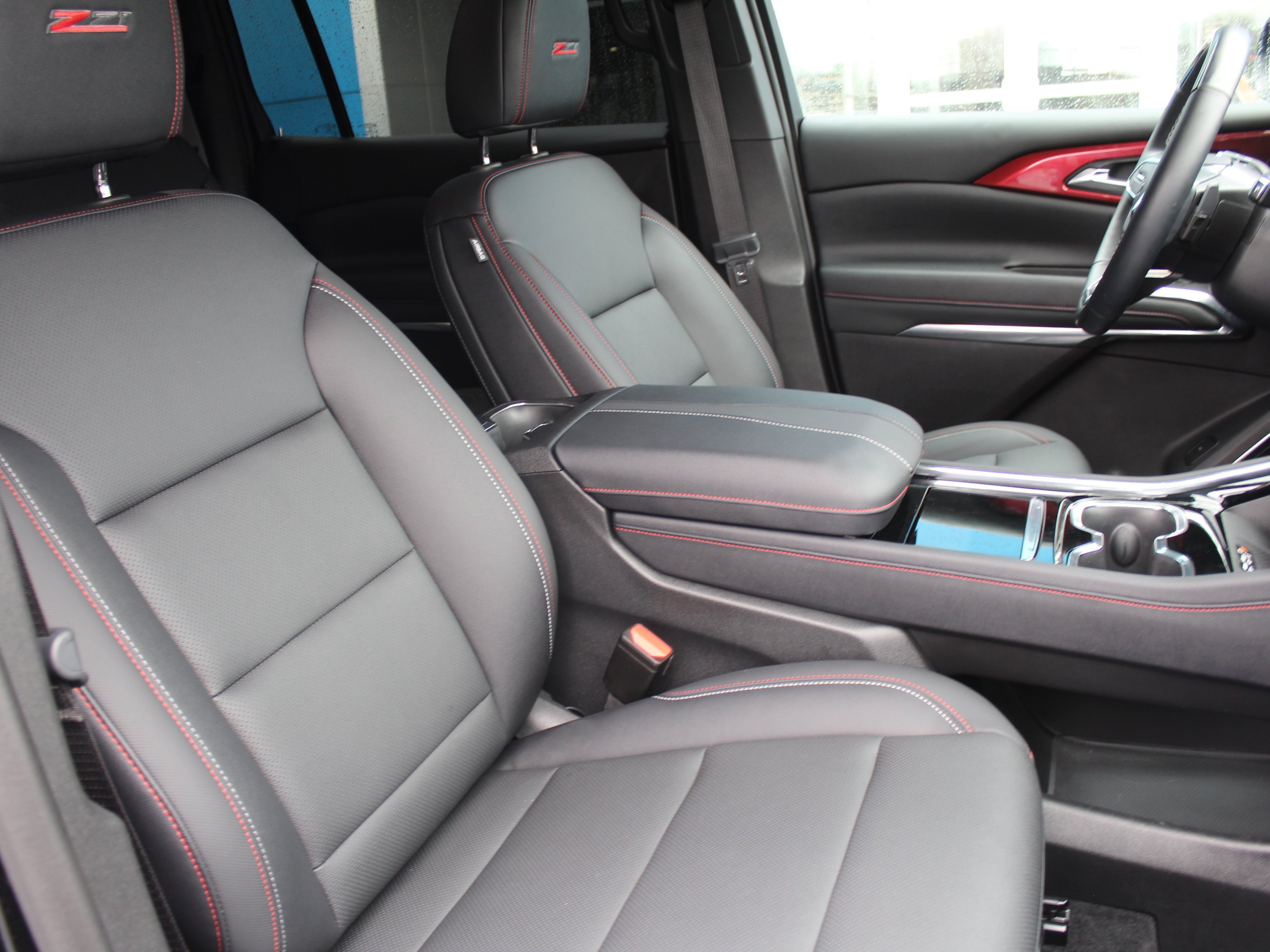 2024 Chevrolet Traverse Z71 - Photo 29