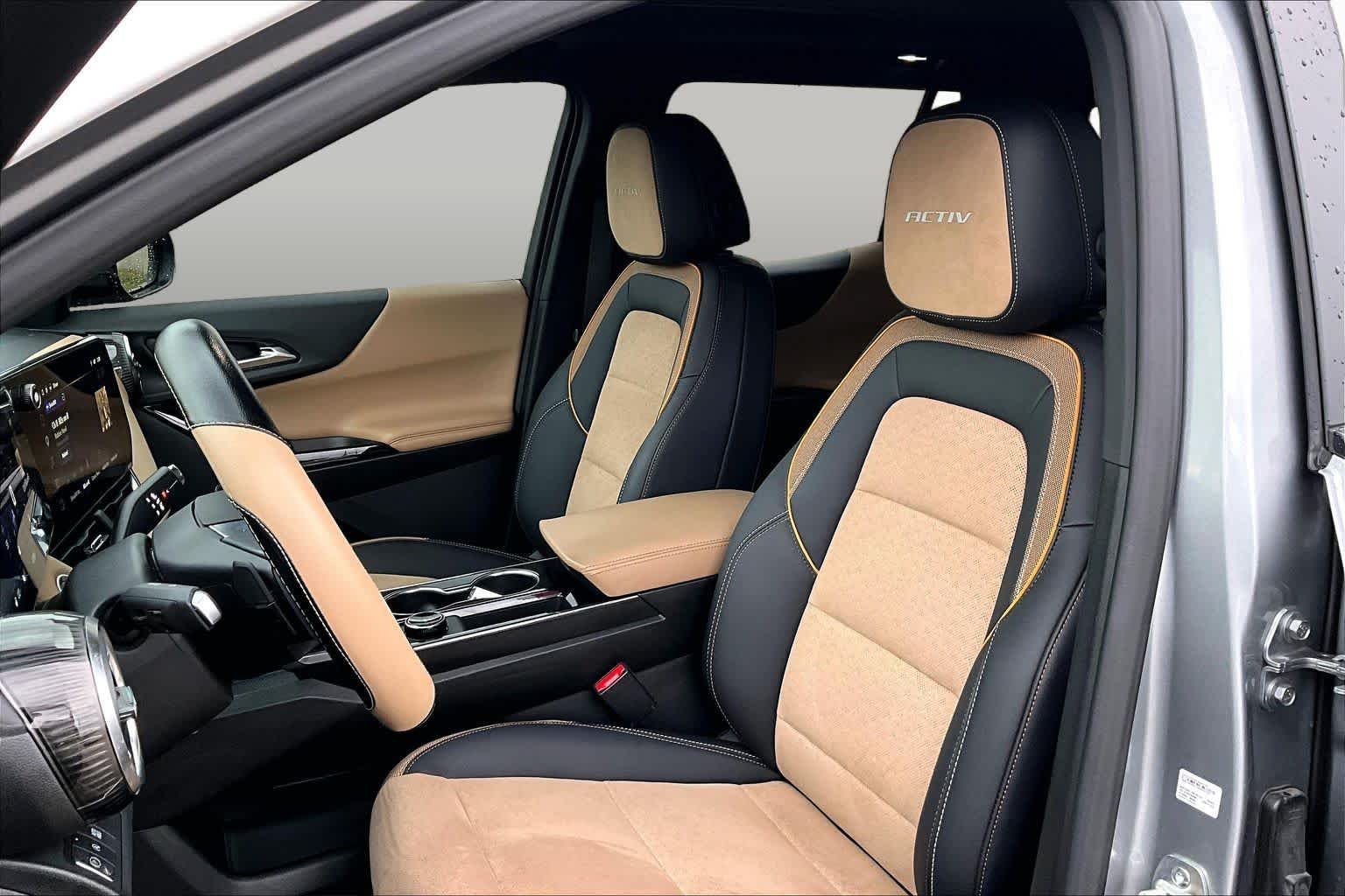 Used 2025 Sterling Gray Metallic Chevrolet FWD ACTIV image 8