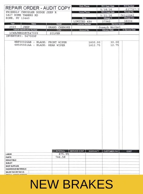 Used 2023 Silver Jeep Limited image 4