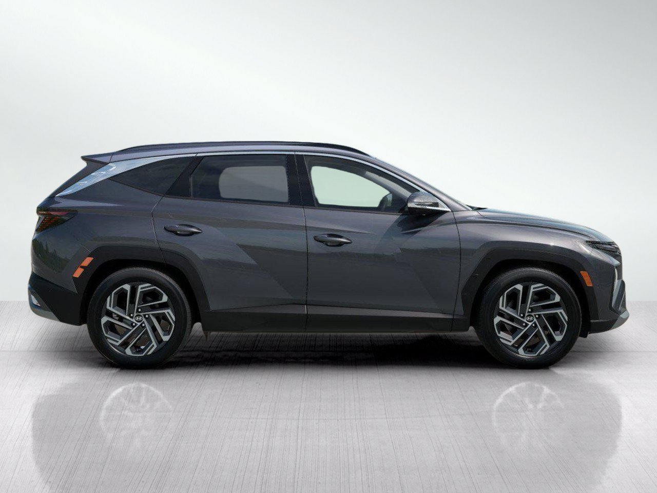 New 2026 Ecotronic Gray Hyundai Limited AWD image 8
