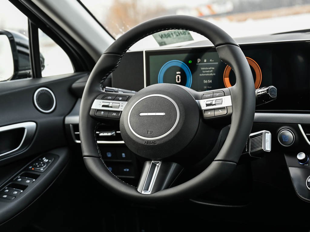 New 2026 Abyss Black Hyundai SEL FWD image 13