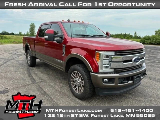 Used 2019 Red Ford King Ranch image 2