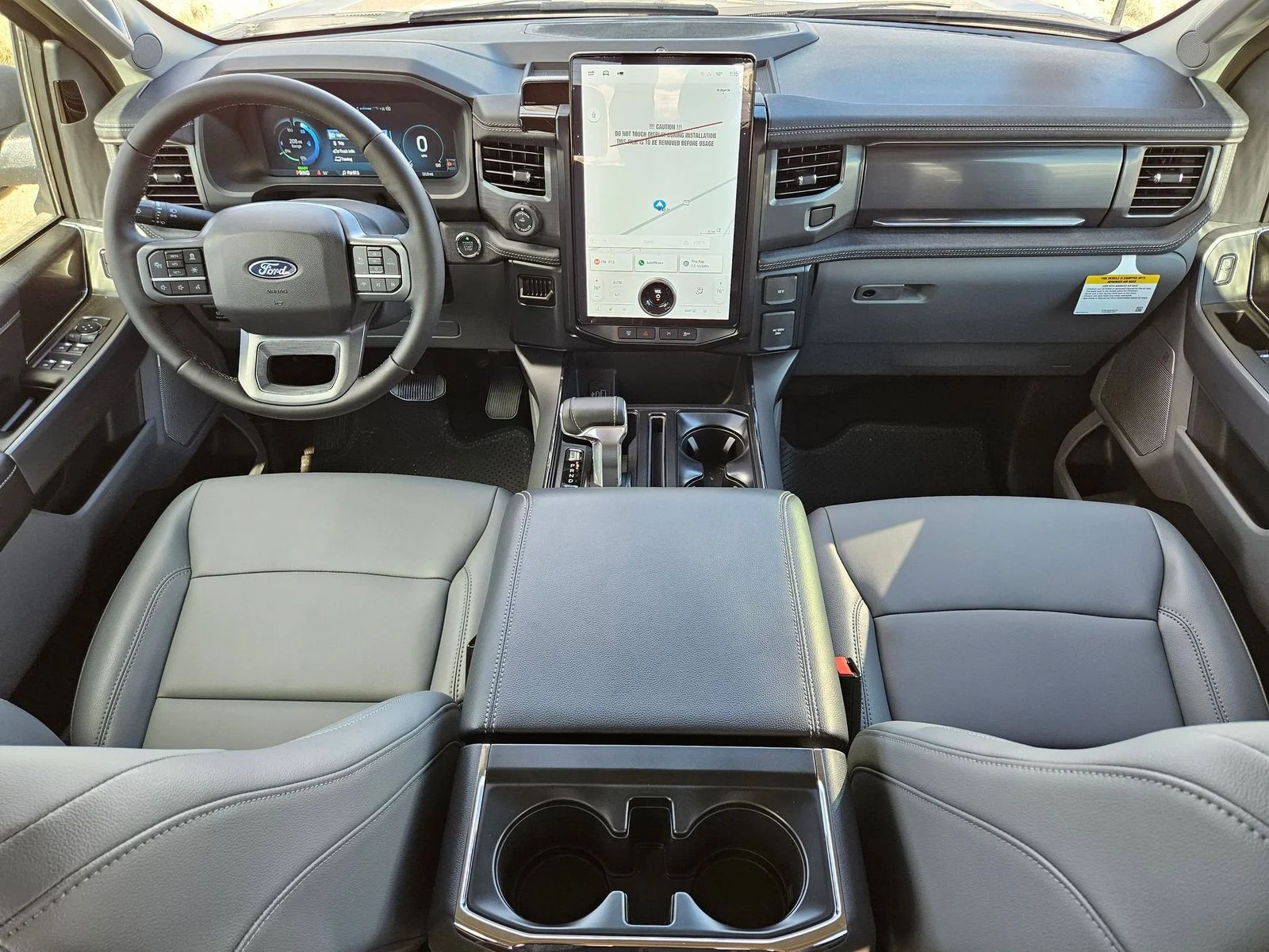 2025 Ford F-150 Lightning Flash - Photo 23