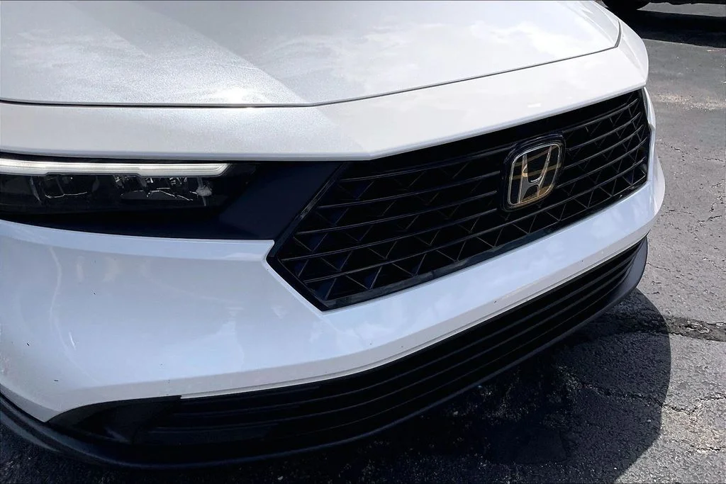 Used 2023 White Honda Sport image 30
