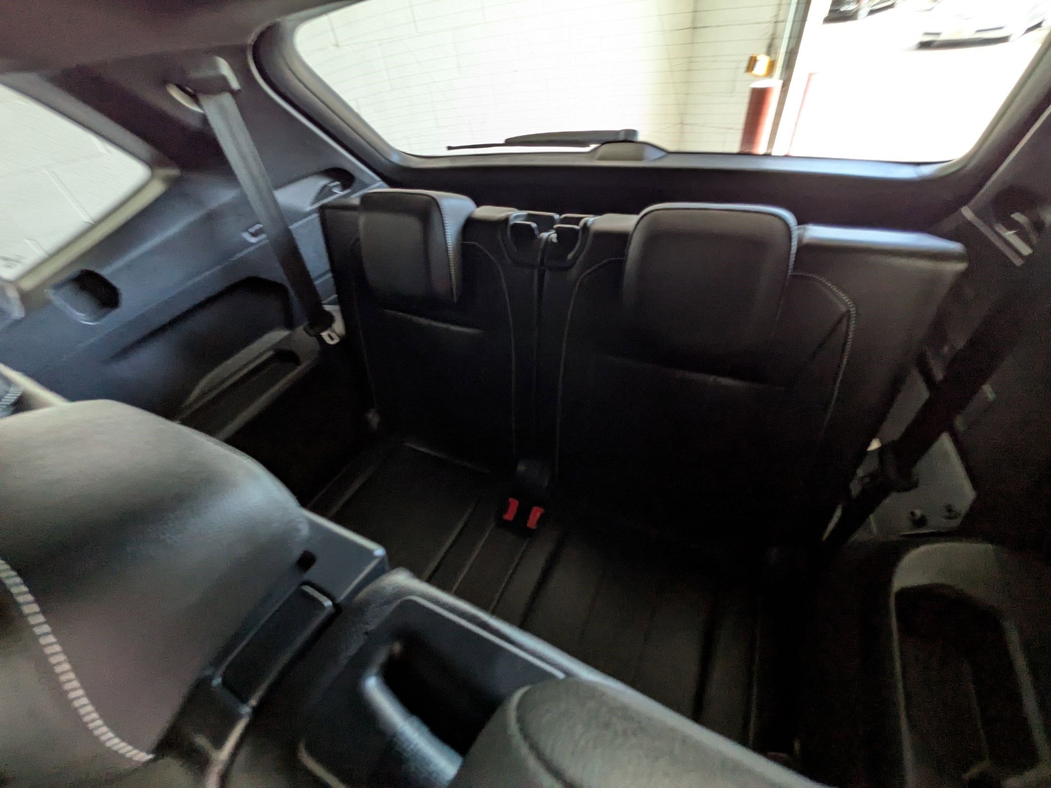 Used 2023 Deep Black Volkswagen SE R-Line Black image 27
