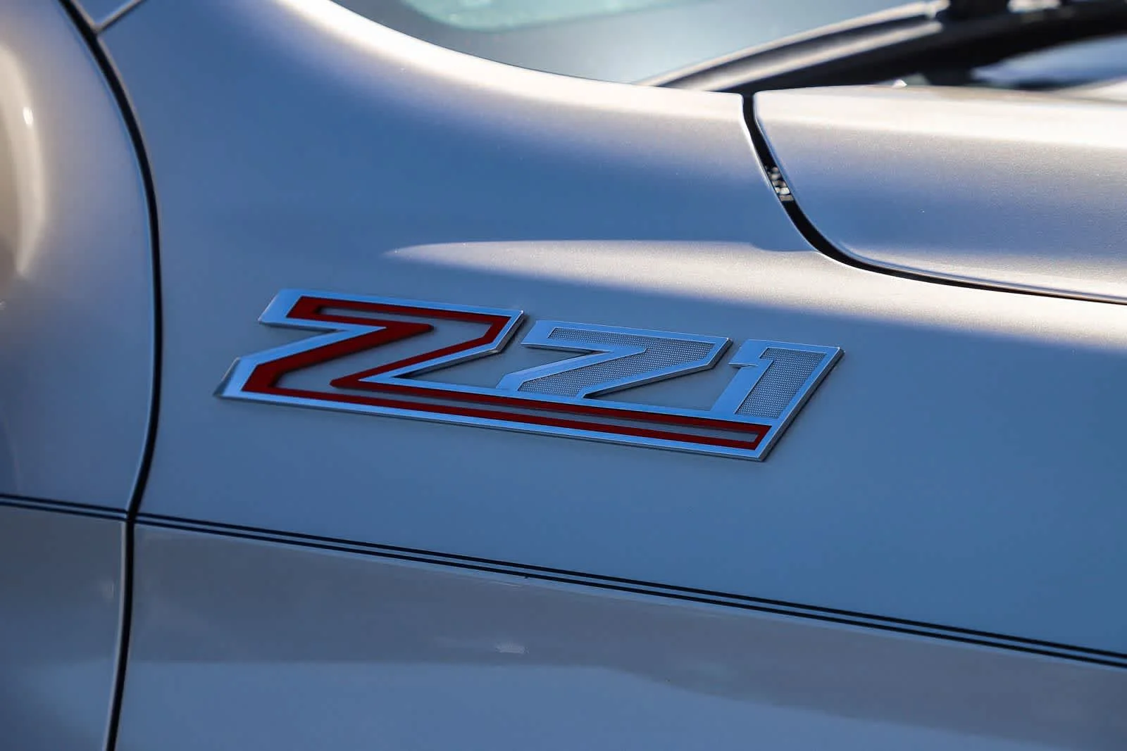 Used 2021 Empire Beige Metallic Chevrolet Z71 image 6