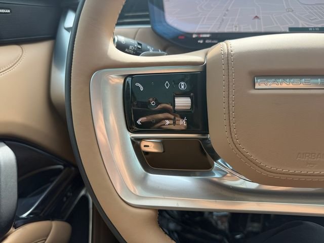 New 2026 Fuji White Land Rover SE image 22