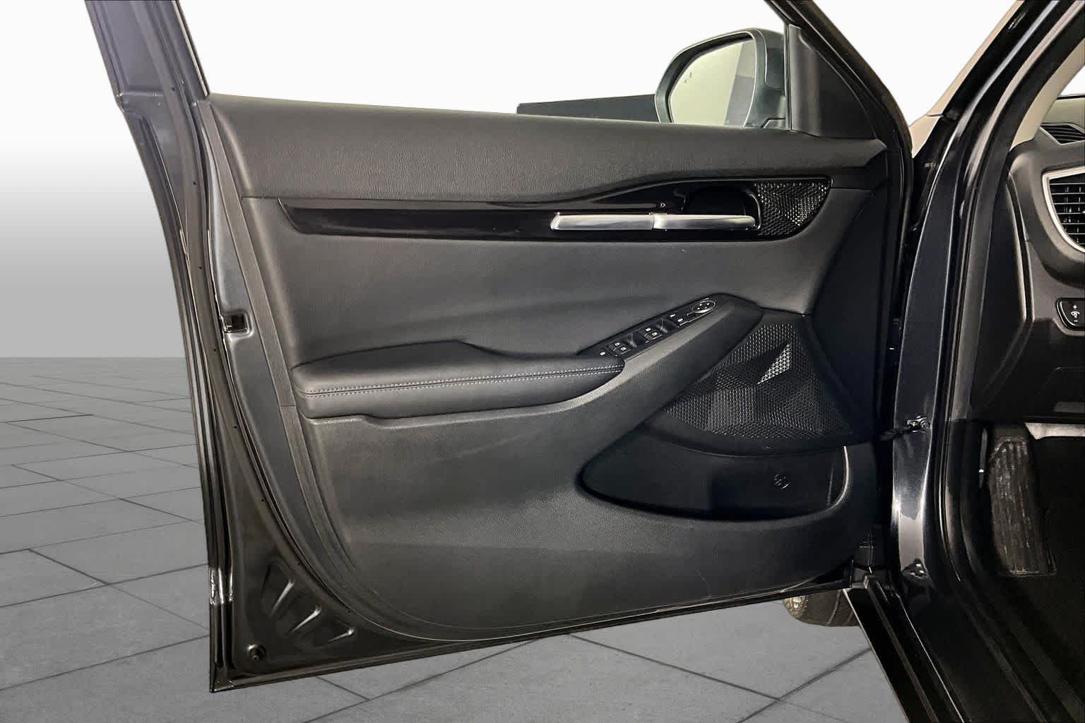 Used 2022 Gravity Gray Kia Nightfall image 19