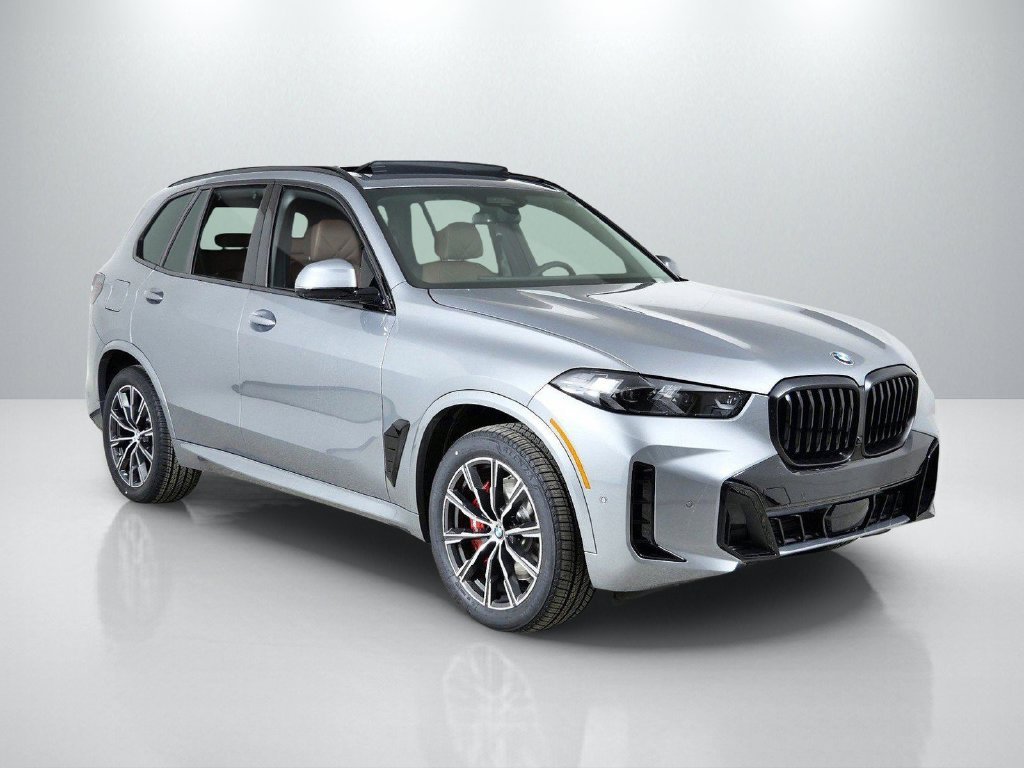 Used 2026 Skyscraper Grey Metallic BMW xDrive40i image 8