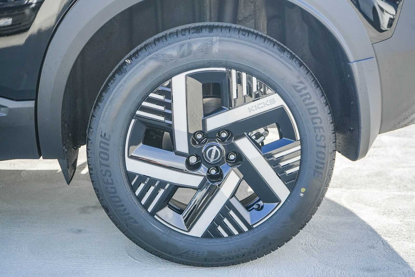 New 2027 Super Black Nissan SV image 9