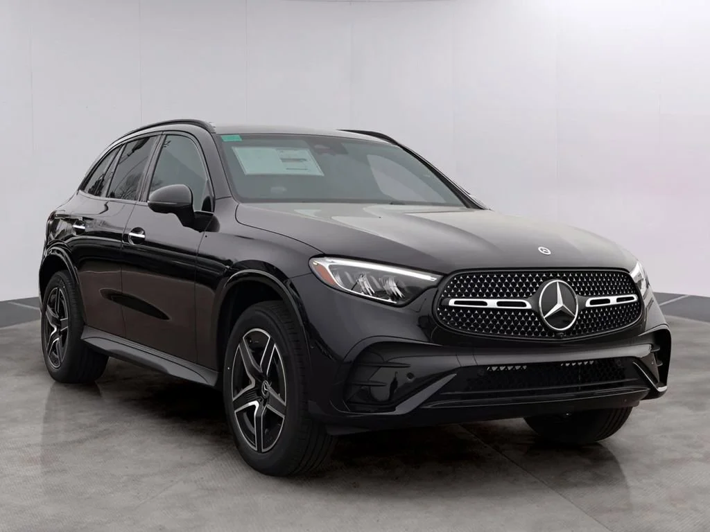 New 2026 Obsidian Black Metallic Mercedes-Benz GLC 300 image 45