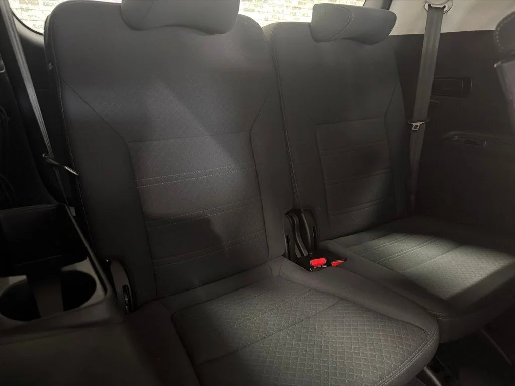 Used 2019 Titanium Silver Kia LX image 14