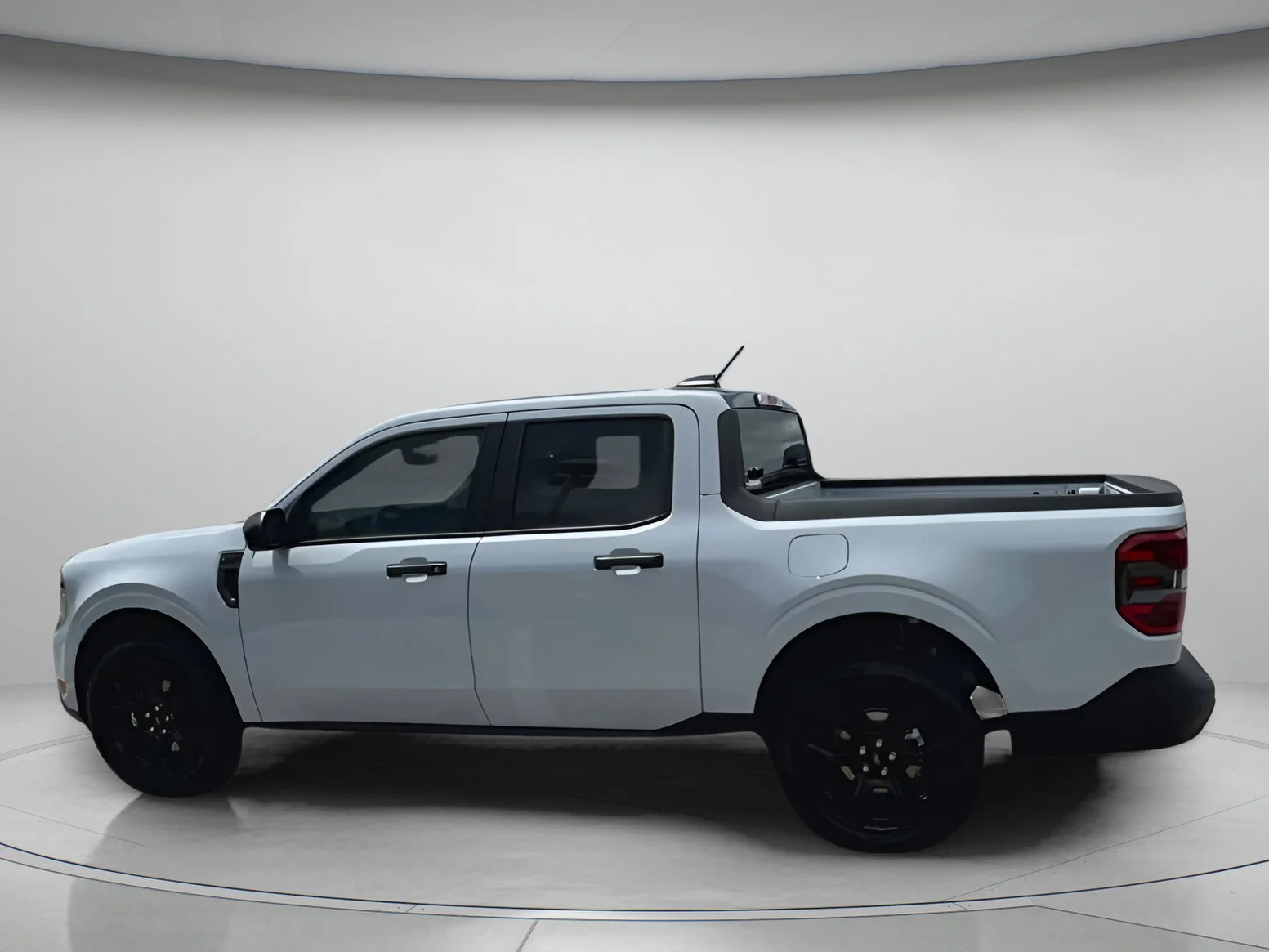 2025 Ford Maverick XLT - Photo 17