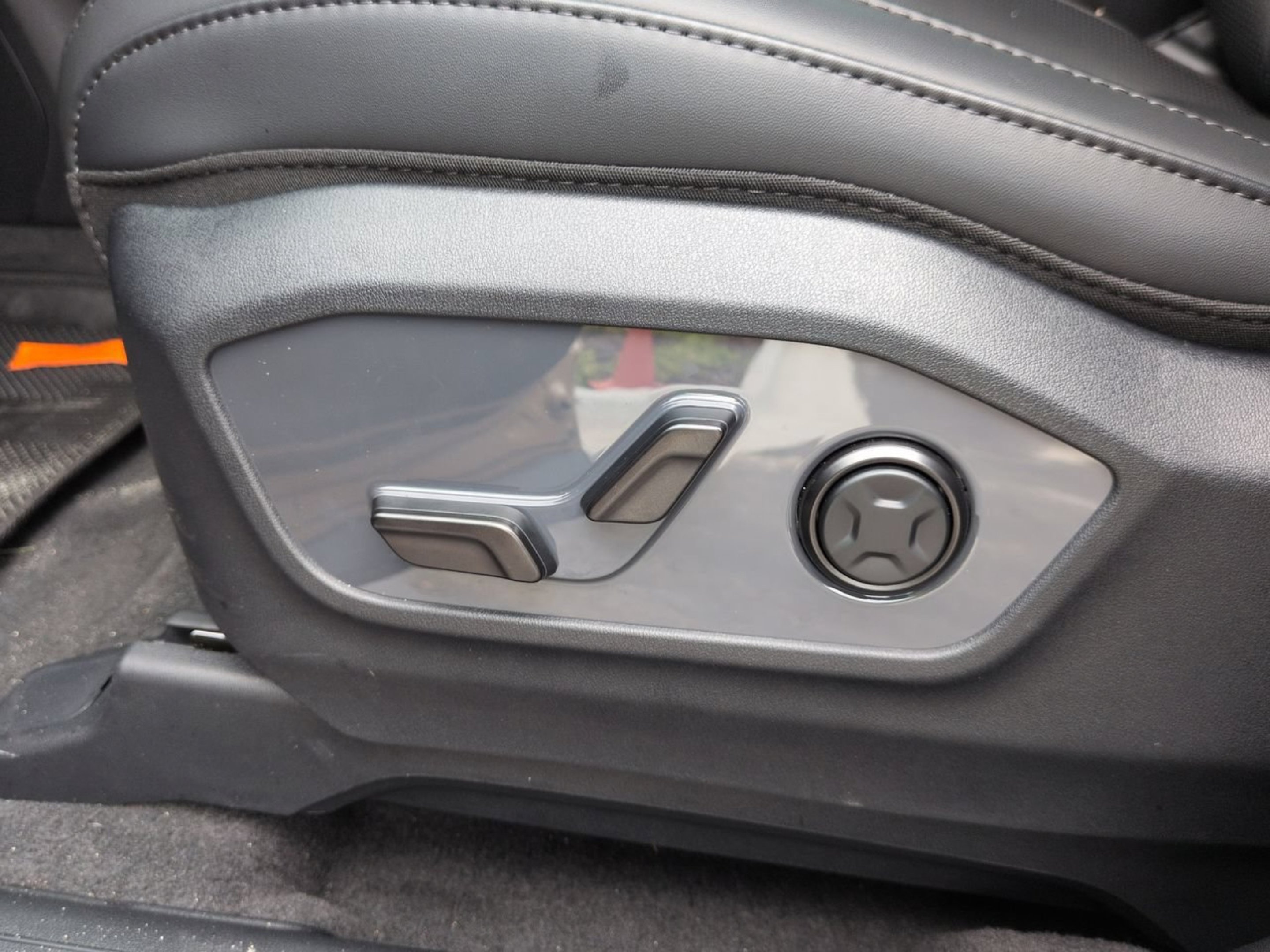 New 2027 Terrain Brown Matte Kia X-Line EX image 19