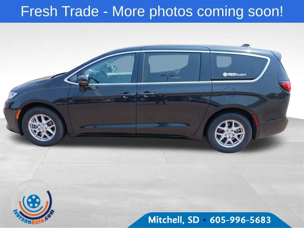 Used 2023 Black Chrysler Touring L image 1