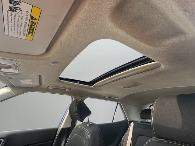 Used 2020 Blue Hyundai SEL image 16