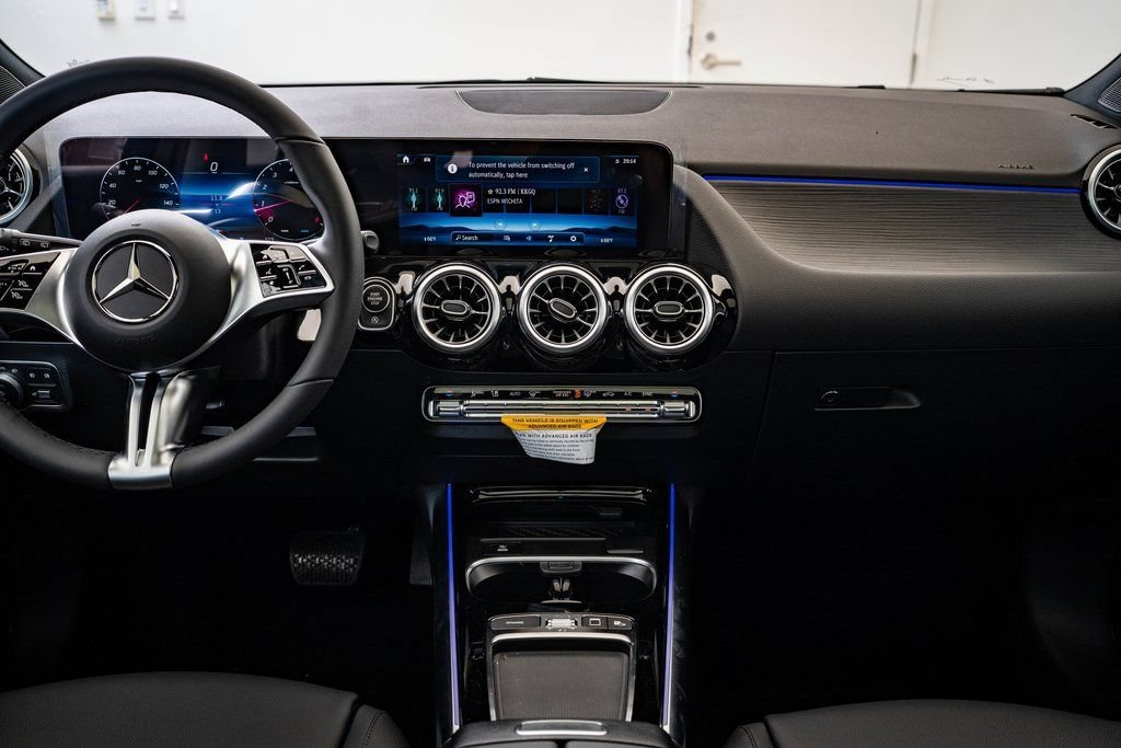 New 2026 Night Black Mercedes-Benz GLA 250 image 31