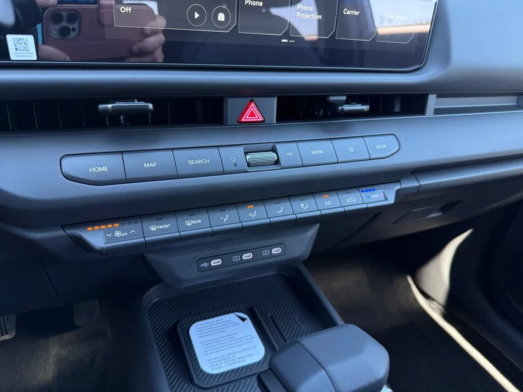 New 2027 Pale Gray Kia X-Line S image 28