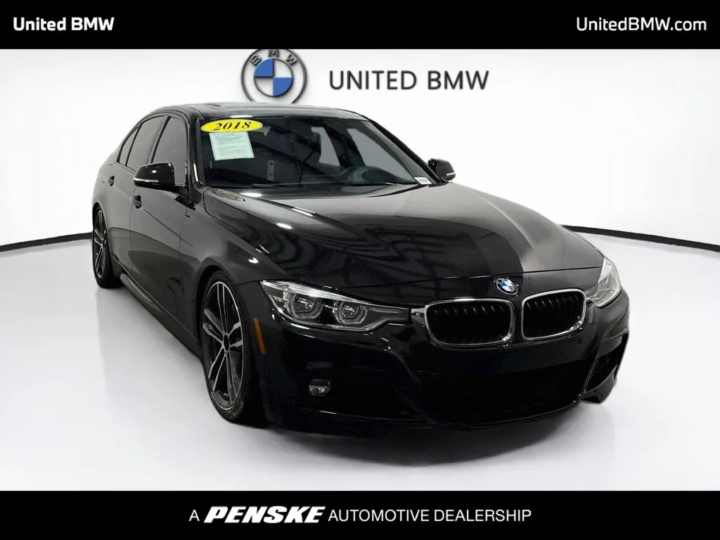 Used 2018 Citrin Black Metallic BMW 340i image 3