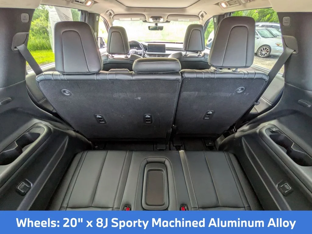 Used 2023 Blue INFINITI LUXE image 29