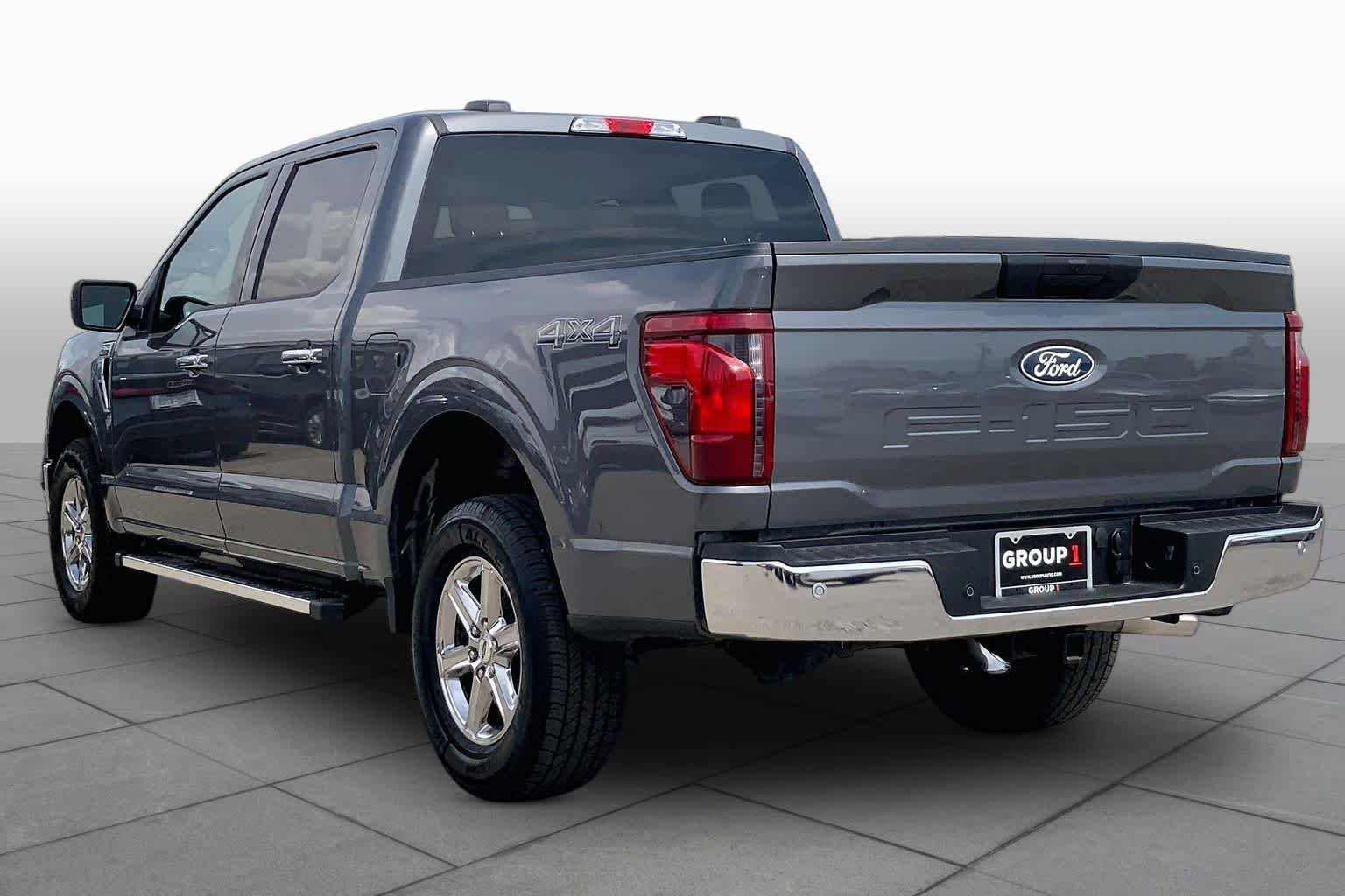 Used 2025 Carbonized Gray Metallic Ford XLT image 12
