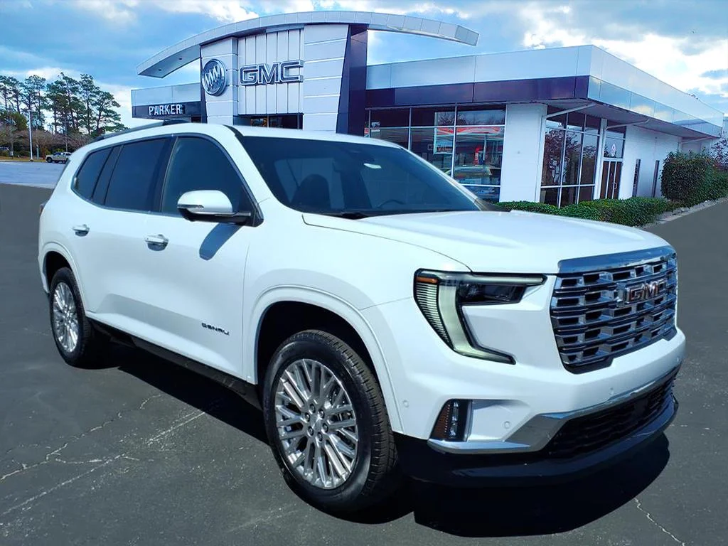 2026 GMC Acadia Denali FWD's photo