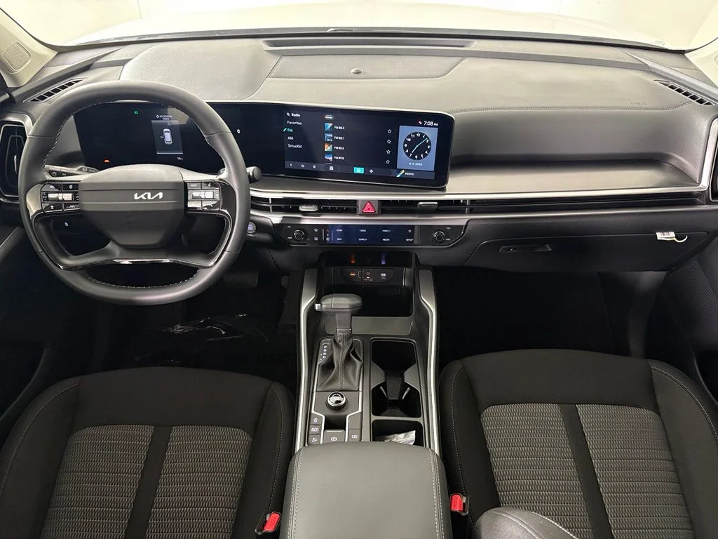 New 2026 Glacial White Pearl Kia LX image 34